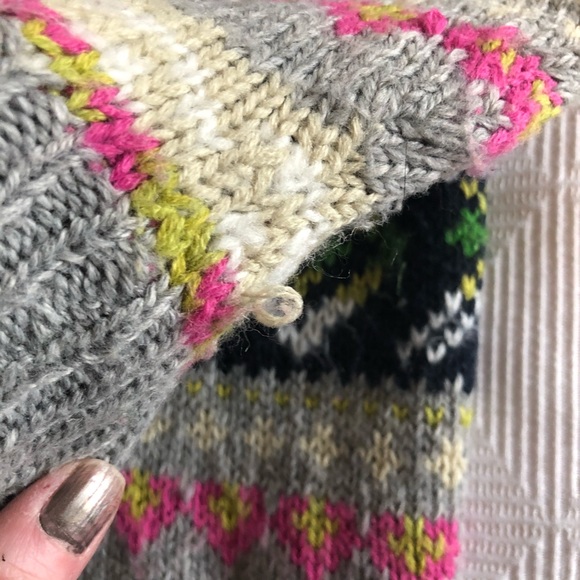 St John’s Bay Colorful Cardigan Sweater - Picture 8 of 8